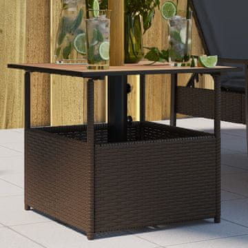 Vidaxl Vrtni stol s otvorom za suncobran smeđi 55x55x46,5 cm