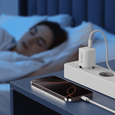 Tech-protect NCM33W punjač USB / USB-C 33W PD QC, bijela