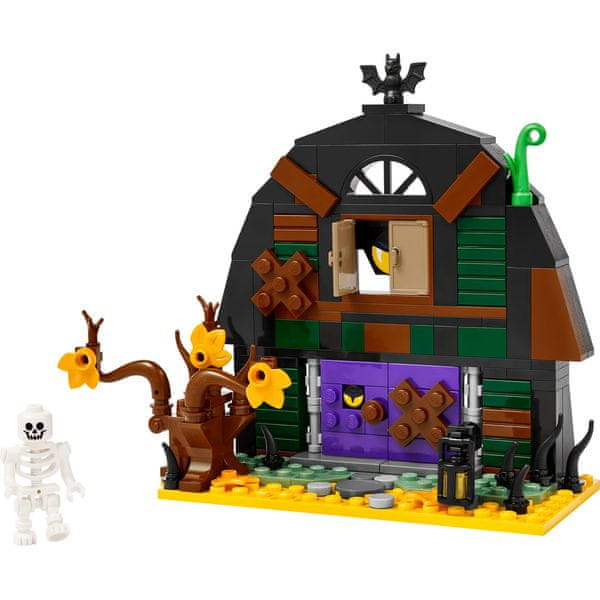 LEGO® (40721) Hlev za noč čarovnic