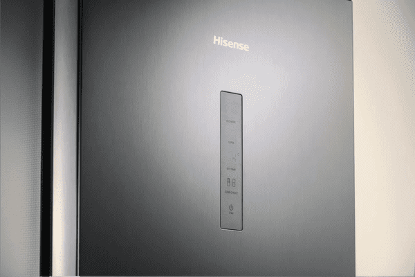 Hisense RB645N4BIC kombinirani hladilnik