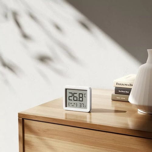 Smart Temperature and Humidity Monitor 3 Mini merilec temperature in vlage, na mizici