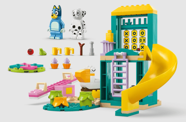  Lego Bluey 11201 Bluey in Chloe se zabavata na igrišču