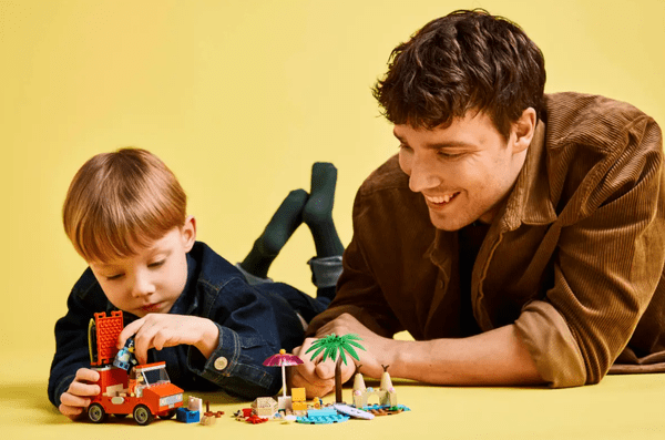  Lego Bluey 11202 Blueyjina plaža in izlet z družinskim avtomobilom