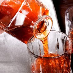 Artemis Poklon set za alkohol: Karafa, Čaše za viski, Boca za piće