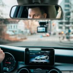 LAMAX T8 kamera za automobil