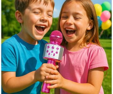 Priročen mikrofon z zvočnikom