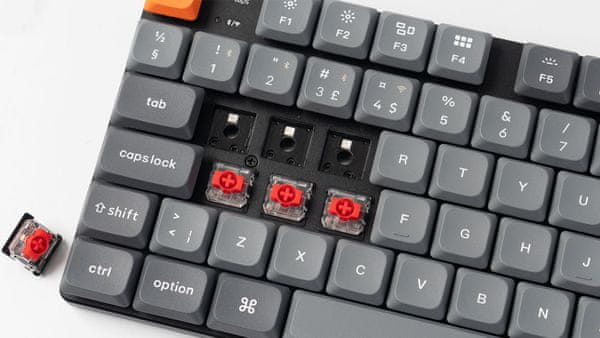 Nizkoprofilna zasnova in tiho tipkanje