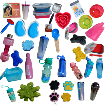 Nikcorp Set od 60+ komada opreme za pse i kućanstvo, igračke za pse, zdjelice, boce za vodu, spremnici za hranu, mix boja