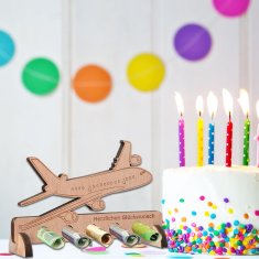 Nikcorp Drveni avion s gravurom, originalan poklon za rođendan, stalak za novac s 5 rupa, personalizirana dekoracija, 20x12 cm