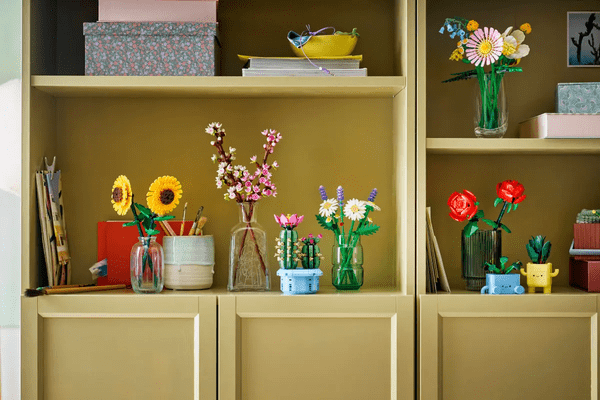 Izloženi buket LEGO ivaničica