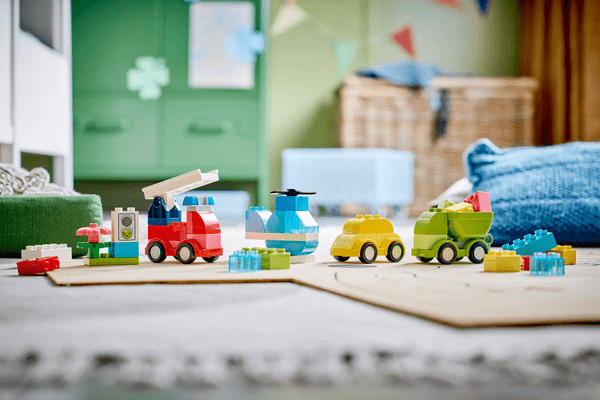 Četiri osnovna modela DUPLO vozila