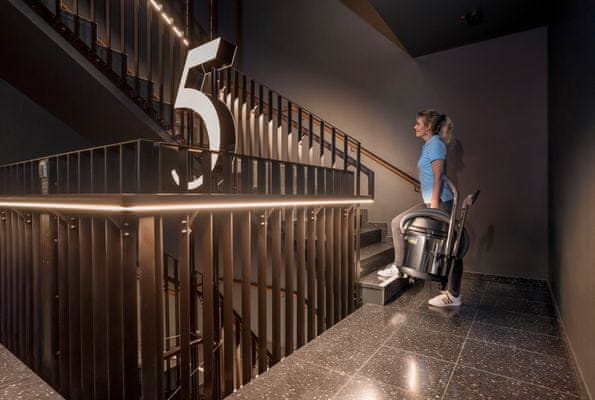 Pohrana pribora i odbojnik