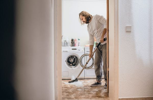 Čiščenje filtra in lovilec prahu