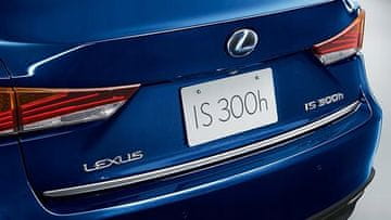 Lexus IS III 2013- Kromirani ukrasi Kromirana vrata prtljažnika