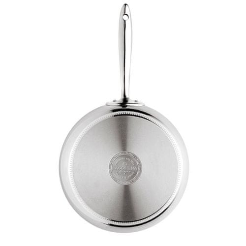 Detajl ročaja in notranjosti