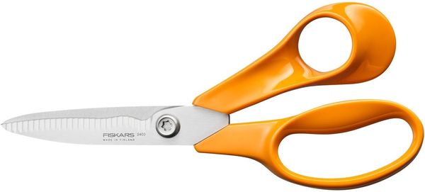 Univerzalne škarje Fiskars Classic 18 cm