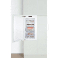 Amica ugradbeni zamrzivač EGS16183