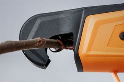 Upotreba uređaja za vezanje u vinogradu