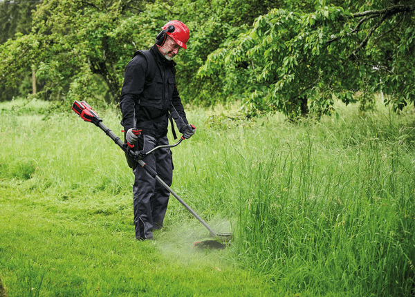 Profesionalna akumulatorska kosa
