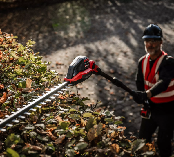 Professional akumulatorske teleskopske škare za živicu