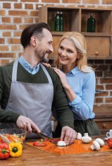 TMK STAKLENA DASKA ZA REZANJE 30x22 KAPI