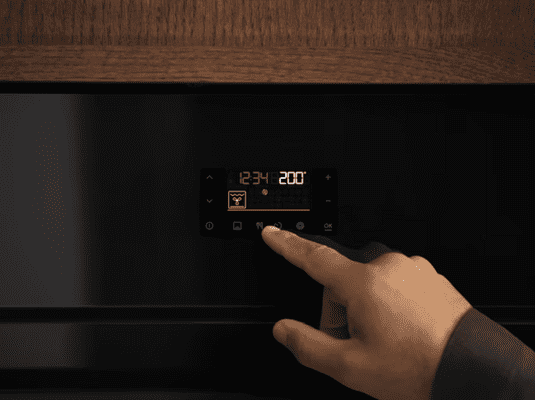 Ugradbena pećnica s pirolizom