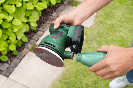 18V baterija i punjač uključeni