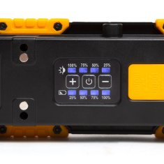 PHENOM LED reflektor 3x LED - na baterije, prigušljiv, fokusiran - 1500 lumena - IP33