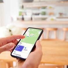 SBS Apple Find My Track My Circle vodootporni lokator kompatibilan s IP65 - crni