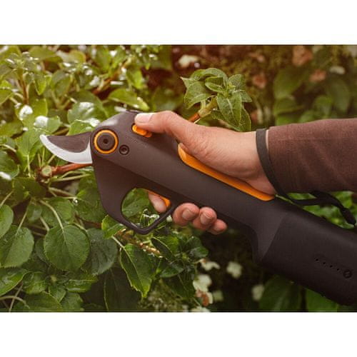 Akumulatorske škare Fiskars ePruner M Bypass