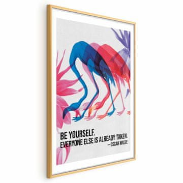 Artgeist Poster - Šareno ponavljanje - tri siluete flaminga i inspirativan citat