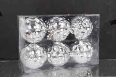 Set od 6 srebrnih plastičnih bombona od 6 cm za božićne ukrase