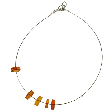 Ogrlica na užetu s jantarom boje konjaka - Baltic Amber Collier