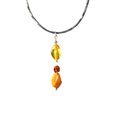Ogrlica s raznobojnim jantarom i hematitom - Baltic Amber Collier