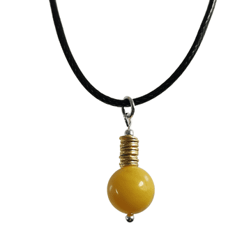 Ogrlica na uzici s privjeskom od mliječnog jantara - Baltic Amber Collier