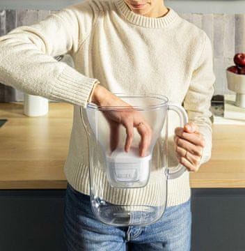 Brita BRITA Style ESSENTIAL XL vrč za vodu (tamno plavi) + 3 x MX Pro Pure Performance filtera