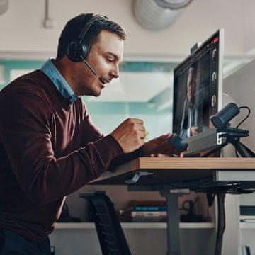 HP HP Poly Voyager Focus 2 slušalice, USB-C, s postoljem za punjenje