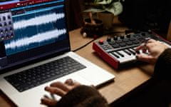 Akai AKAI MPK Mini Play MK3 MIDI klavijatura, 25 tipki, crna/crvena