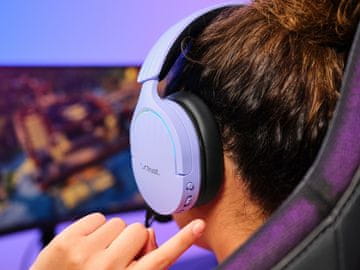 Trust Trust GXT 491P FAYZO Gaming slušalice žične/bežične USB/Bluetooth crno-ljubičaste