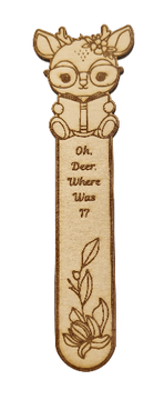 Drvena gravirana oznaka za knjige Jelen s naočalama 15x4,7 cm