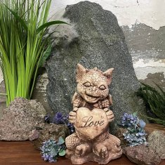 Skulptura zmaja s betonskom figurom ljubavi od kamena za vrt
