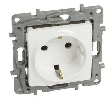 LEGRAND NILOE Jednostruka utičnica SCHUKO 16 A 250 V s poklopcima bijela 764529
