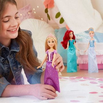 Northix Lutka Rapunzel u kraljevskoj svjetlucavoj haljini i dugoj kosi