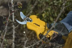 Stiga Stiga SC 100e Akumulatorske ručne škare za rezidbu + 2Ah baterija + punjač