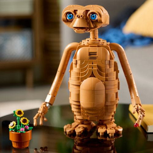 Nostalgija i interaktivnost s LEGO E.T.-jem