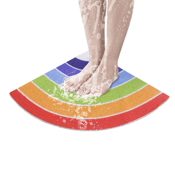 Nikcorp Protuklizna prostirka za tuširanje MORROWCAMP Rainbow boje 60x60 cm, PVC, mekana, brzo se suši, s odvodom vode, hvata dlake, za kupaonicu, kadu, tuš, sigurna za djecu i starije, univerzalna primjena