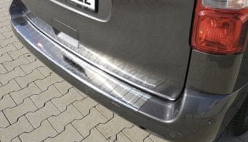 Opel Vivaro C 19+ kromirani ukrasi kromirana vrata prtljažnika