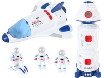 Madej SVEMIRSKA BAZNA STANICA Raketa Shuttle Brod Speeder Figure Zvuk