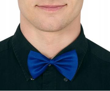 INNA Plava leptir mašna, elegantni kostim gangstera za maturalnu večer