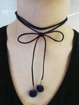 TAMNOPLAVI CHOKER S MAŠNOM I POMPONOM VEZICAMA
